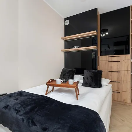 Bright Grzegorzecka Near Centre By Renters